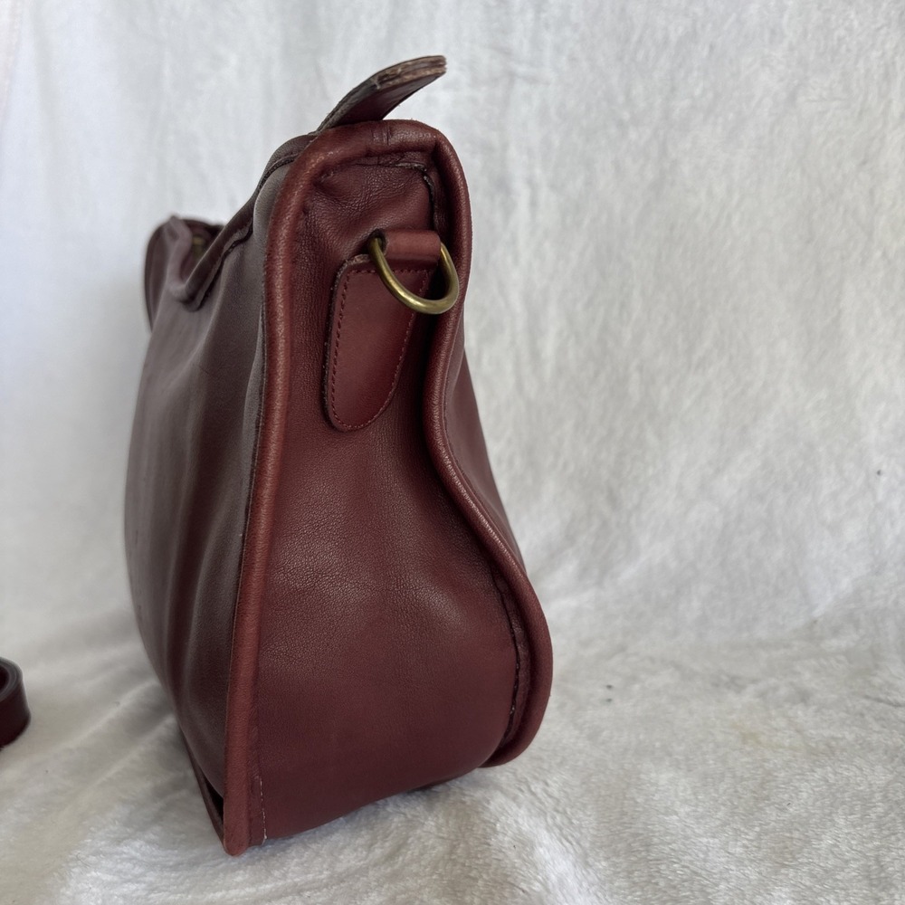 Vintage COACH Soho Swinger Bag Burgundy Red Leather Crossbody 90s USA - Picture 5 of 16